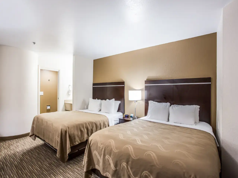Quality Inn Suites Meridian image