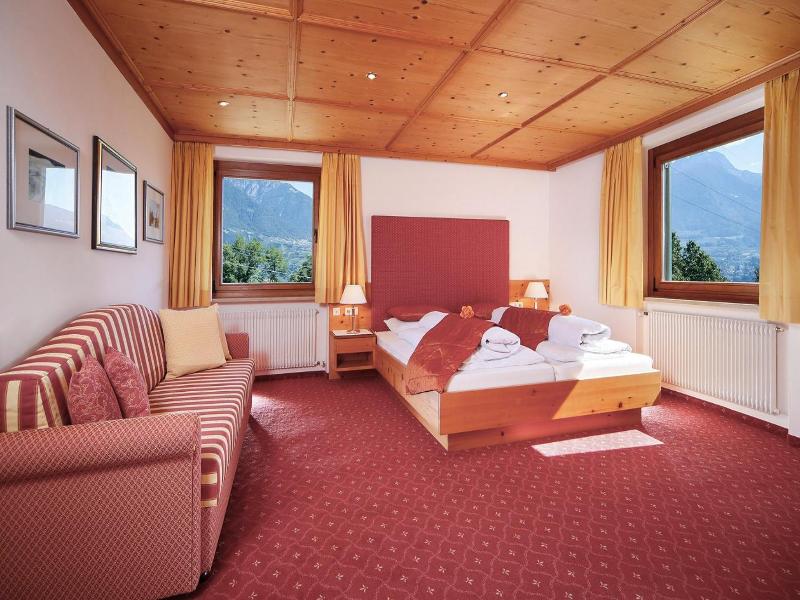 Landhaus Hotel Kristall image