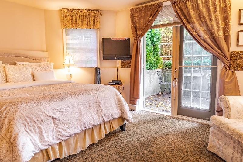 Amethyst Inn At Regents Park Victoria image