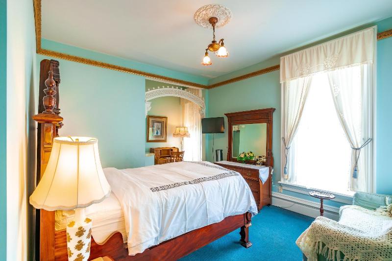 Amethyst Inn At Regents Park Victoria image