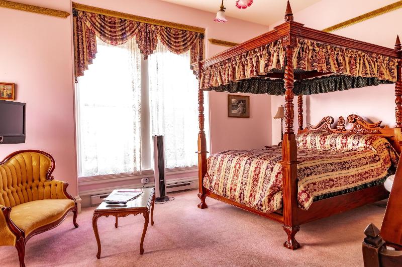 Amethyst Inn At Regents Park Victoria image