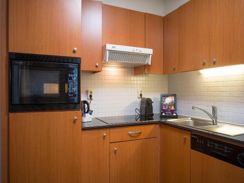Marriott Executive Apartments European Quarter image