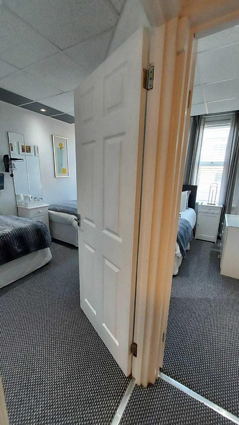 Rock Dene Hotel - Guest House image