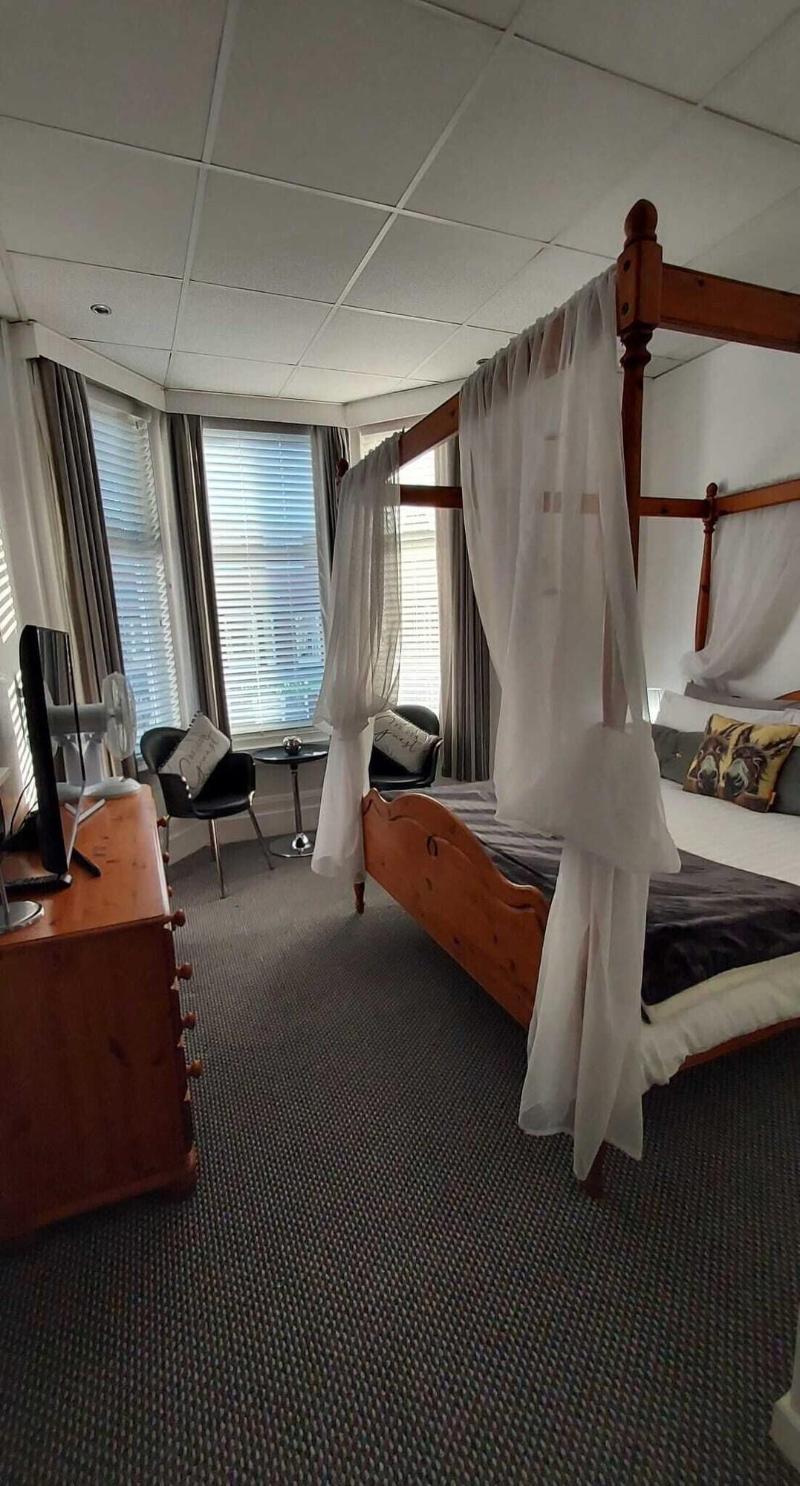 Rock Dene Hotel - Guest House image