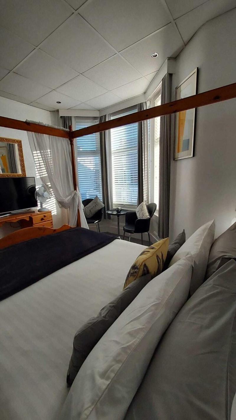 Rock Dene Hotel - Guest House image
