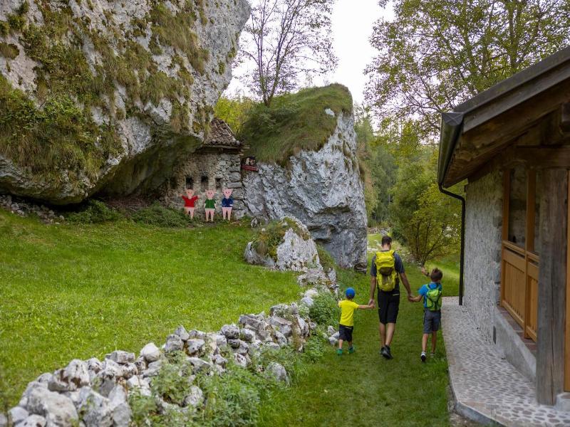Miravalle image
