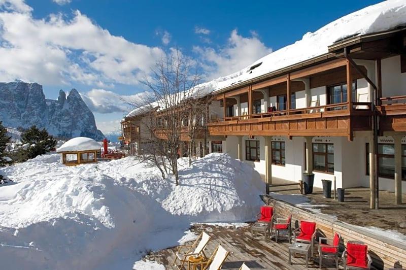 Seiser Alm Plaza image