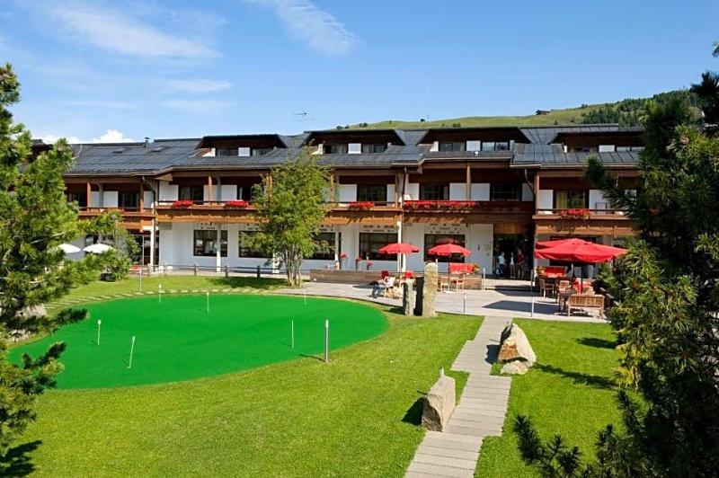 Seiser Alm Plaza image