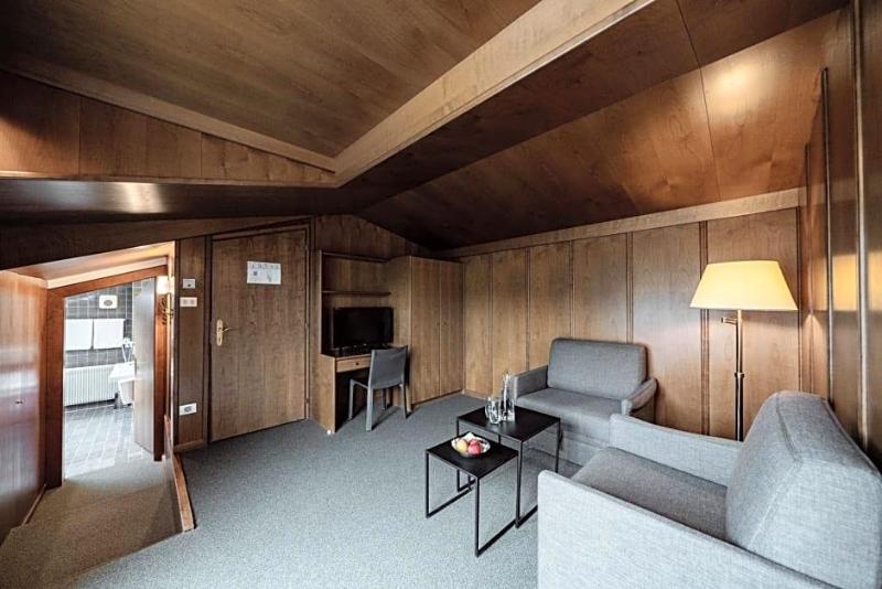Seiser Alm Plaza image