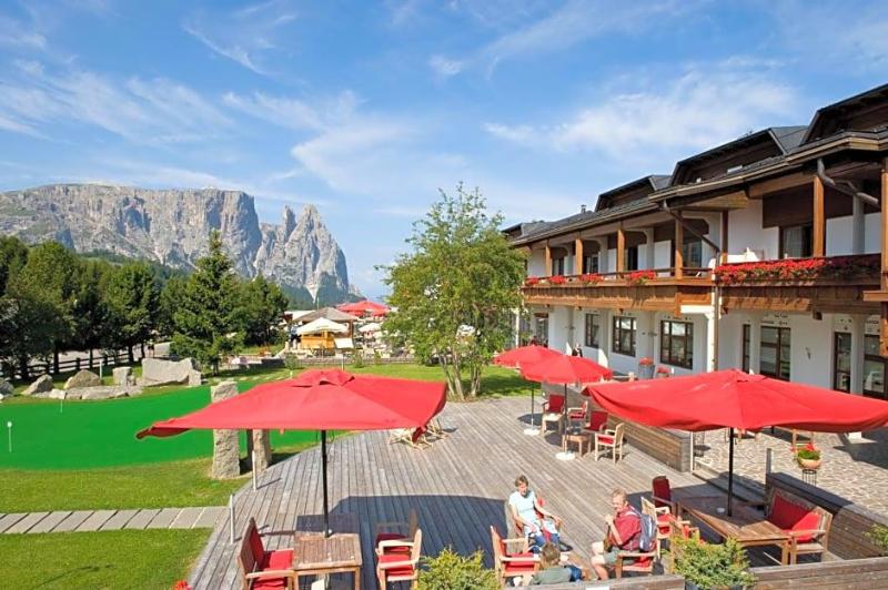 Seiser Alm Plaza image