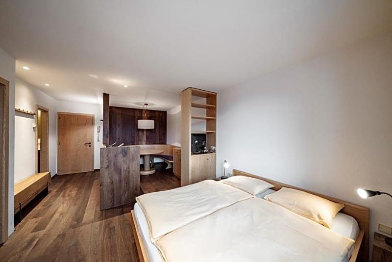 Seiser Alm Plaza image