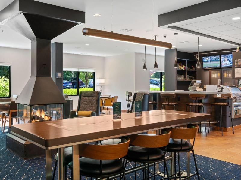 Courtyard Burlington Williston image