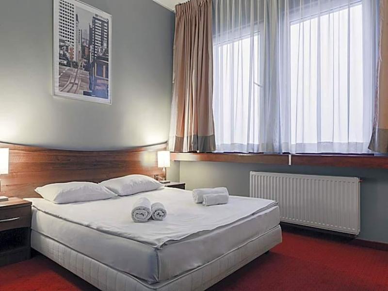 M Hotel image