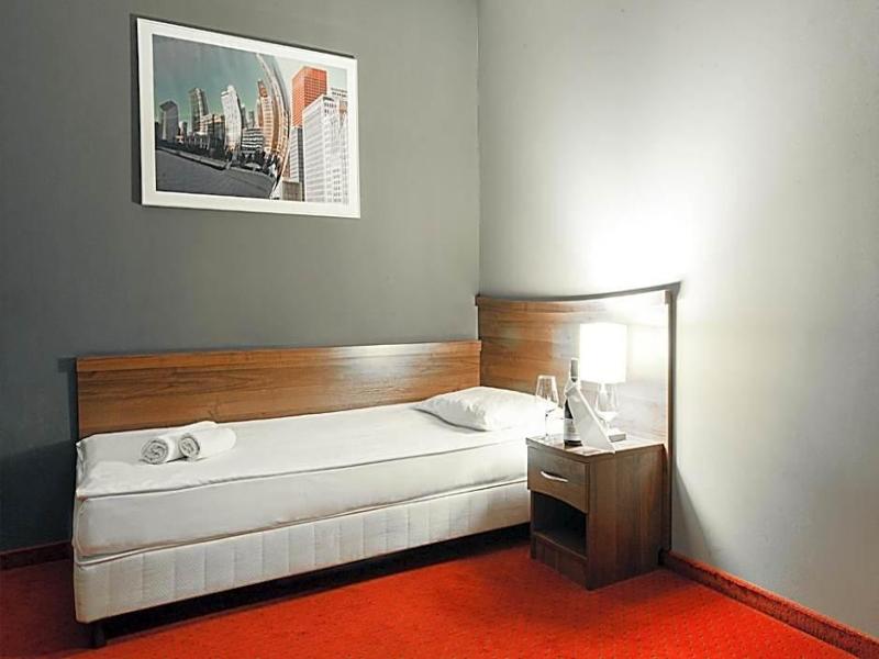 M Hotel image