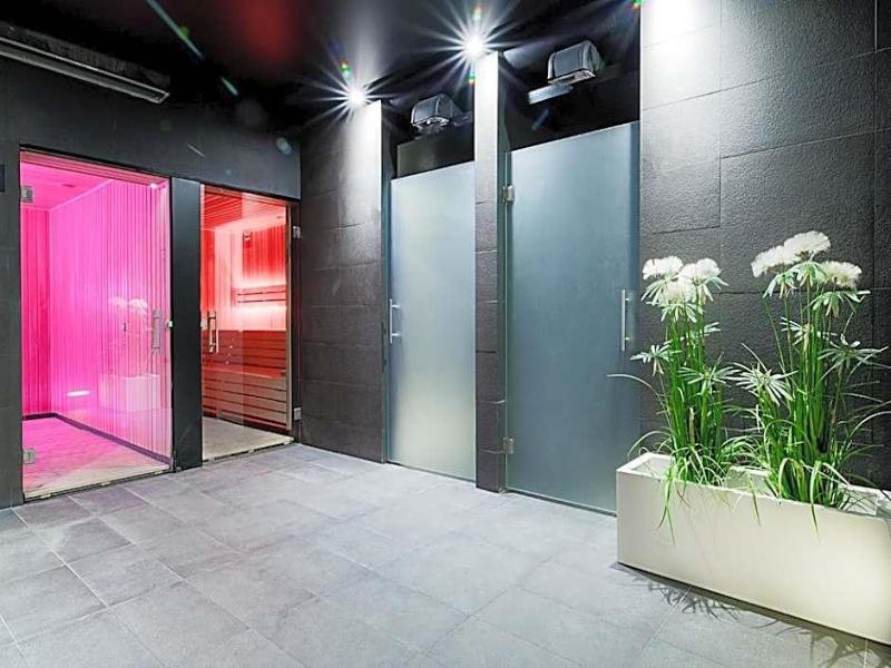 M Hotel image