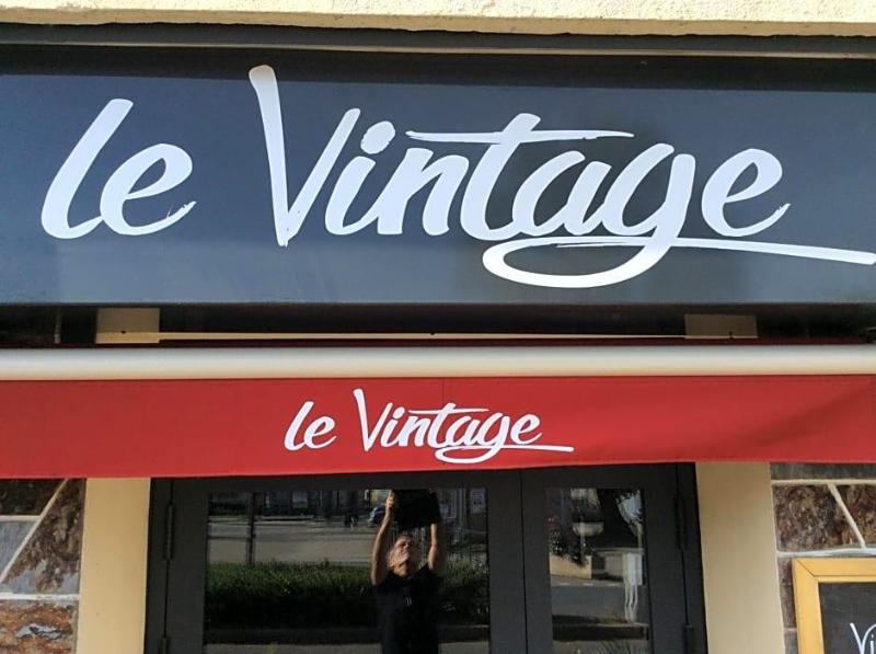 Le Relais de la Place & Le Vintage image