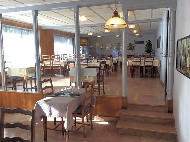 Le Relais de la Place & Le Vintage image