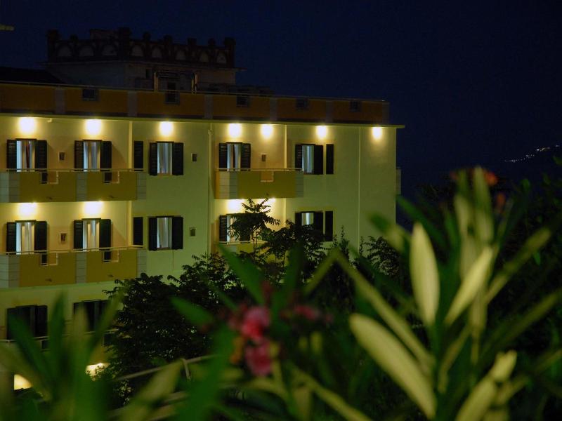 Hotel Solaria image