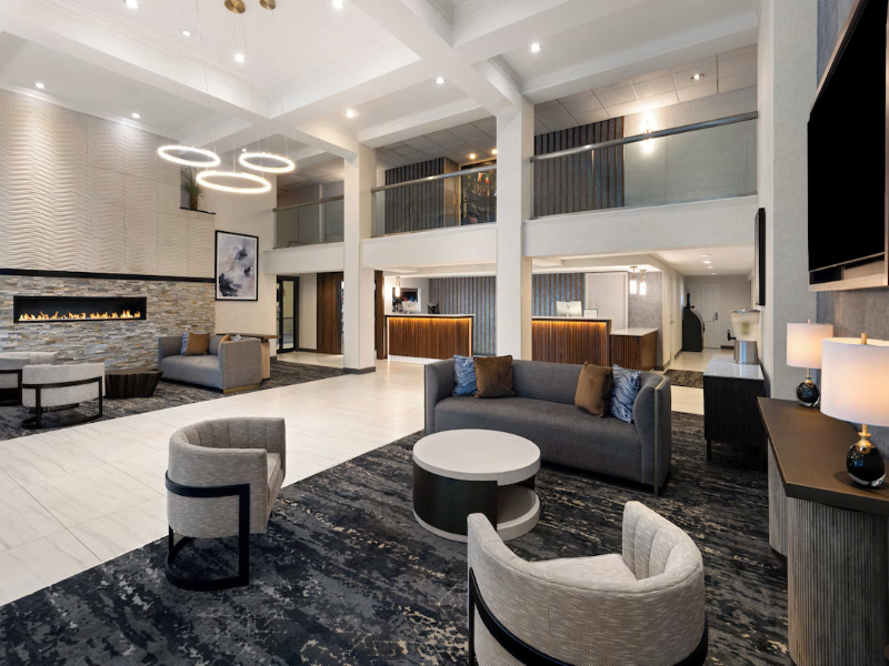 Crowne Plaza Boston - Woburn image
