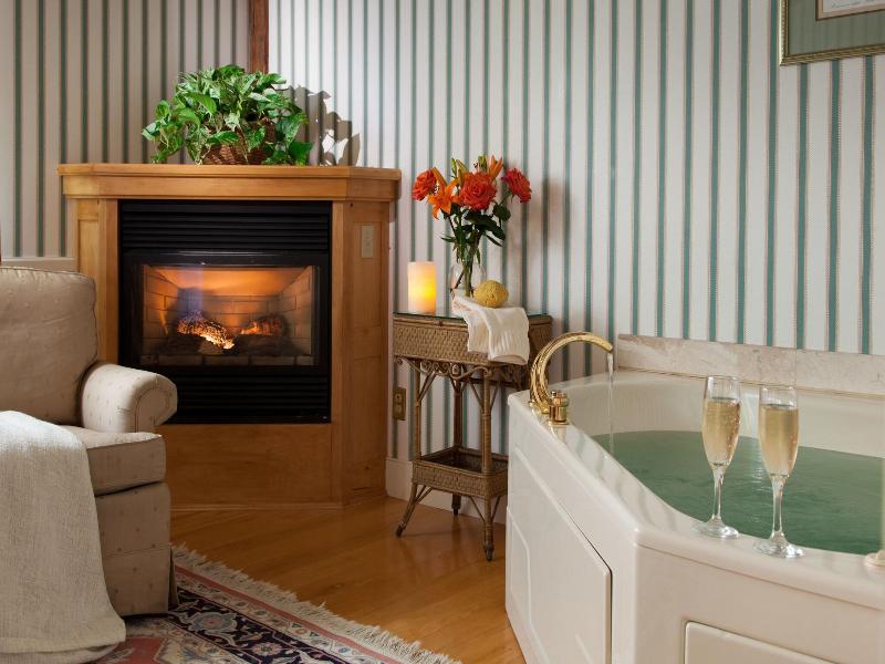 The Inn at Round Barn Farm image