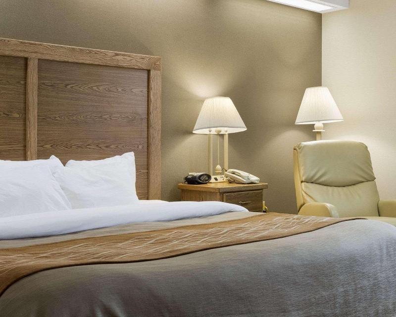 Quality Inn Bismarck I-94 image