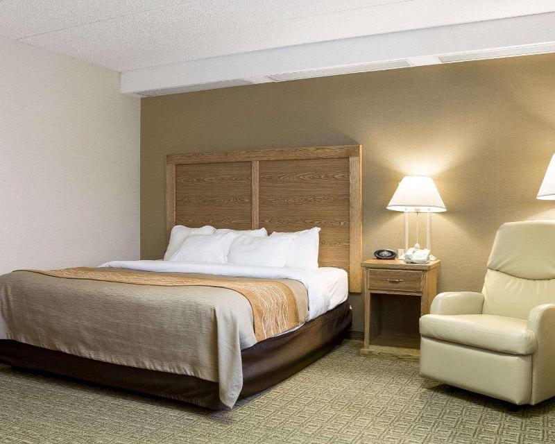 Quality Inn Bismarck I-94 image