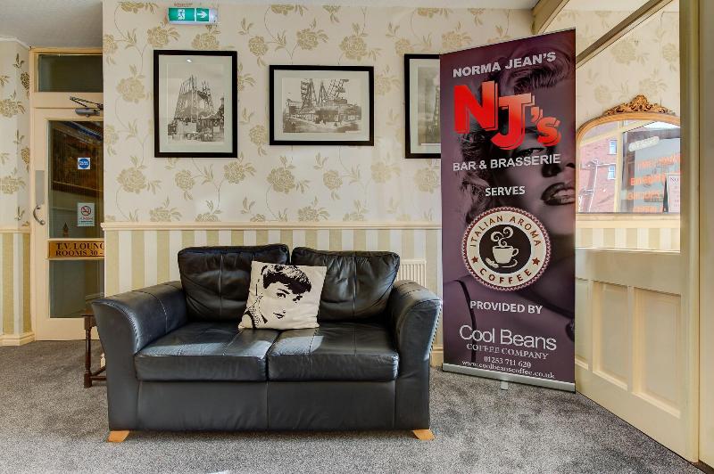 Sandringham Court Hotel image