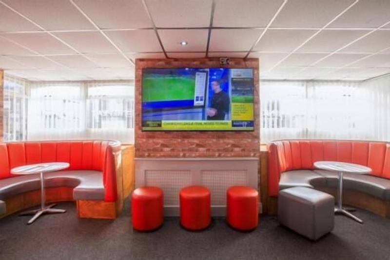 Sandringham Court Hotel image