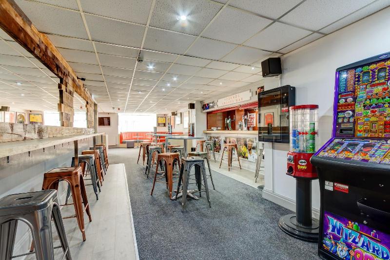 Sandringham Court Hotel image