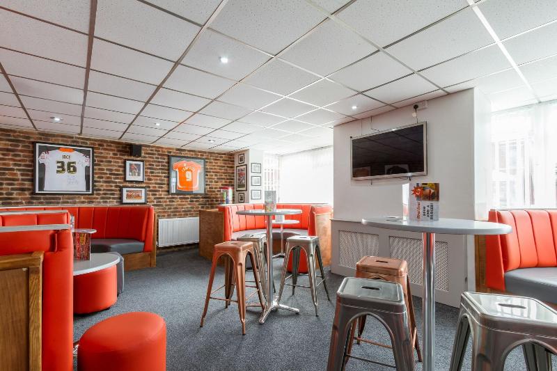 Sandringham Court Hotel image