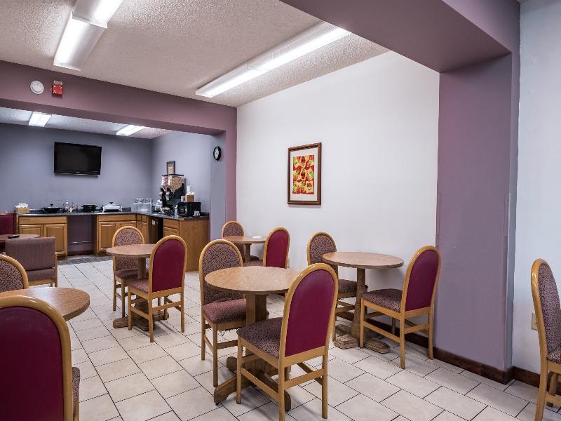 Hotel Windmill Branson — restaurant