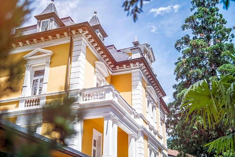 Villa Helvetia image