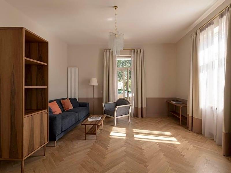 Villa Helvetia image