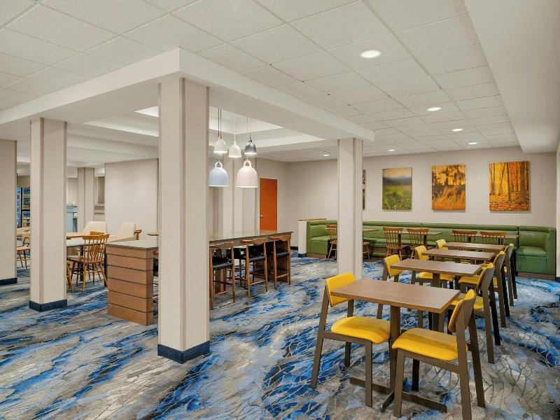 Fairfield Inn & Suites by Marriott Bloomington — photo 57