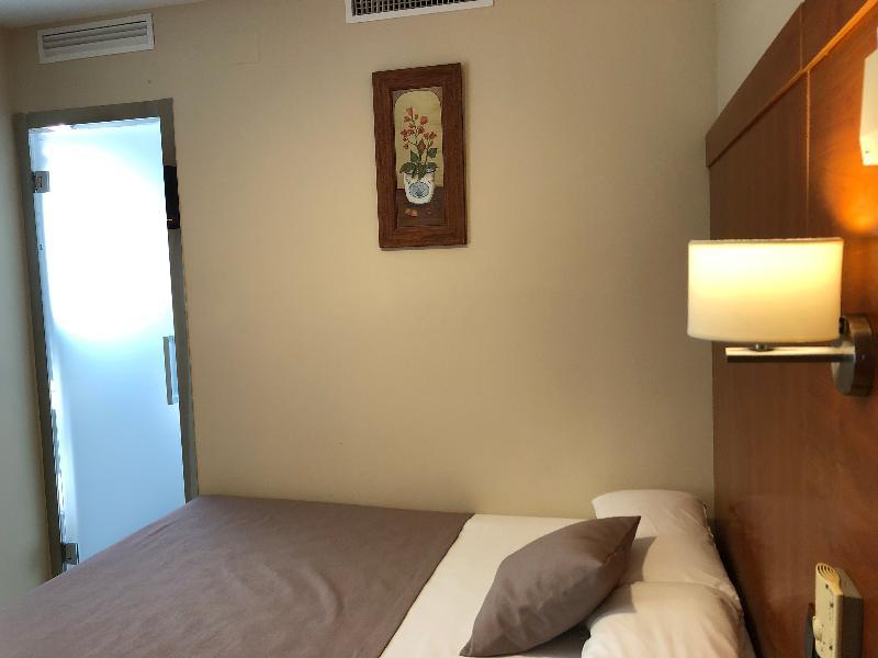 Hotel Cantón image