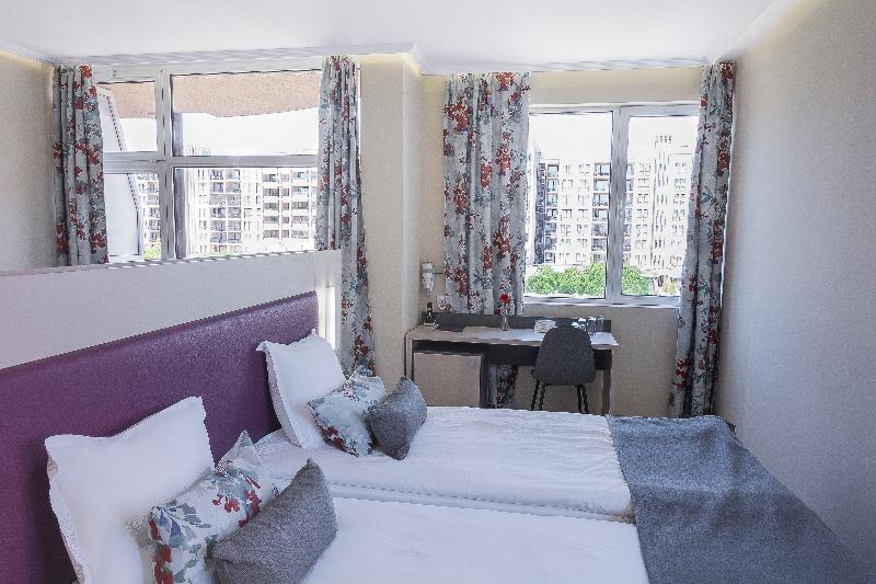 MPM Hotel Astoria image