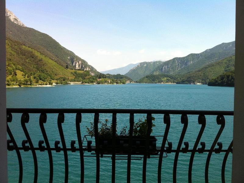 Lido image