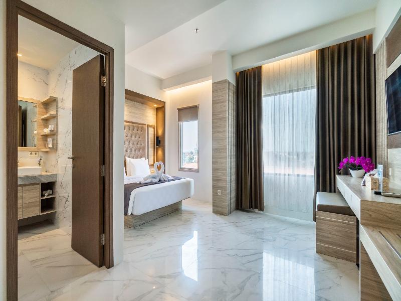 City Of Aventus Hotel Denpasar image