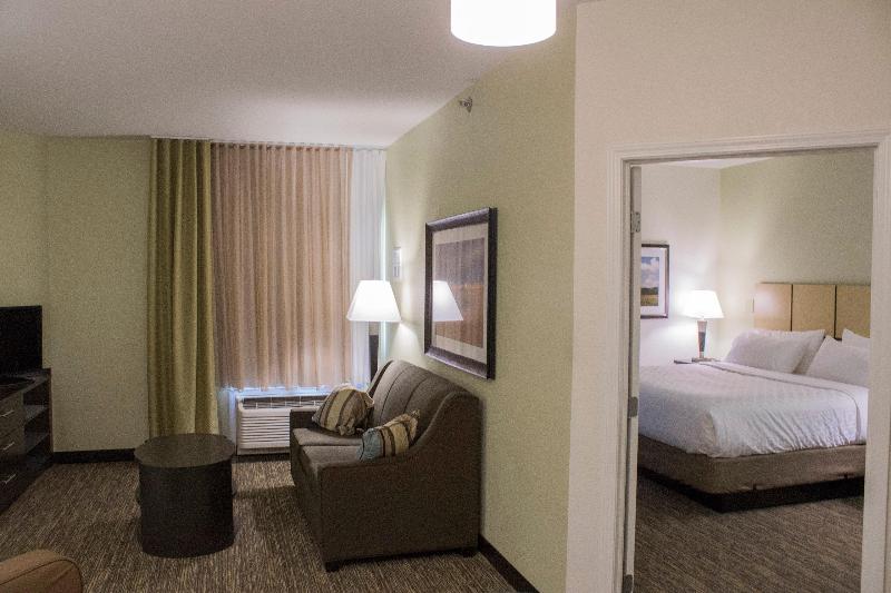 Bed room