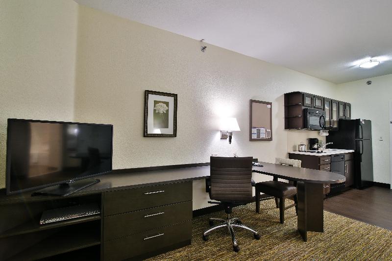 Candlewood Suites Bismarck photo 20