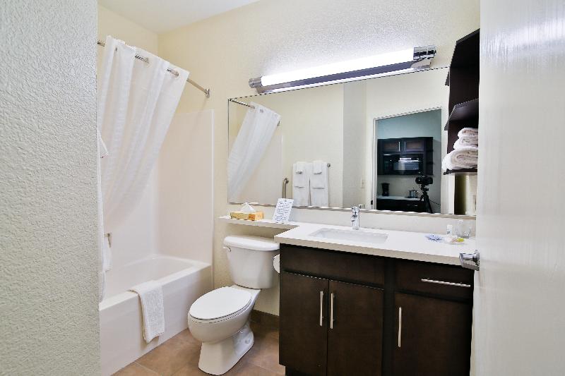 Candlewood Suites Bismarck photo 21