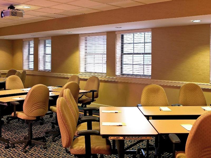 Four Points By Sheraton Wakefield Boston Hotel image