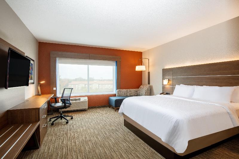 Holiday Inn Express & Suites Beloit image
