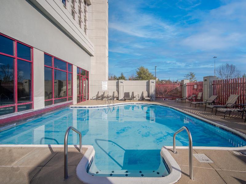 Thousand Hills Resort Hotel