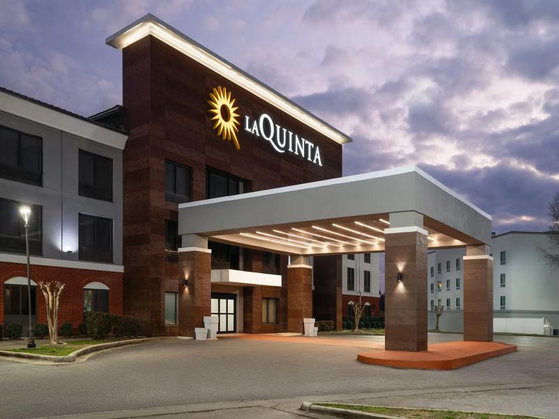 La Quinta Inn & Suites by Wyndham Bessemer image