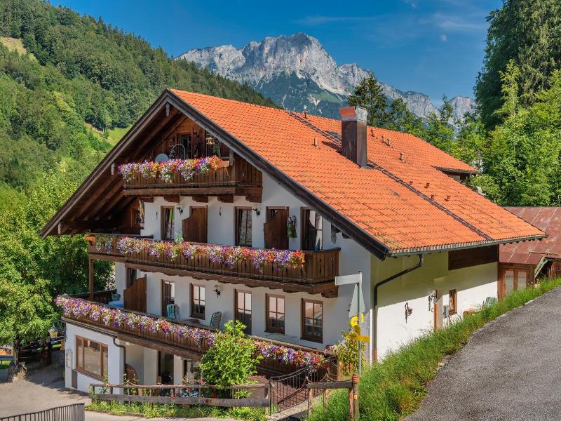 Maria Gern image