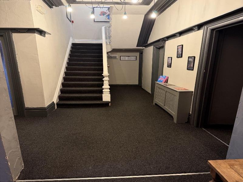 Earlsway Hotel image