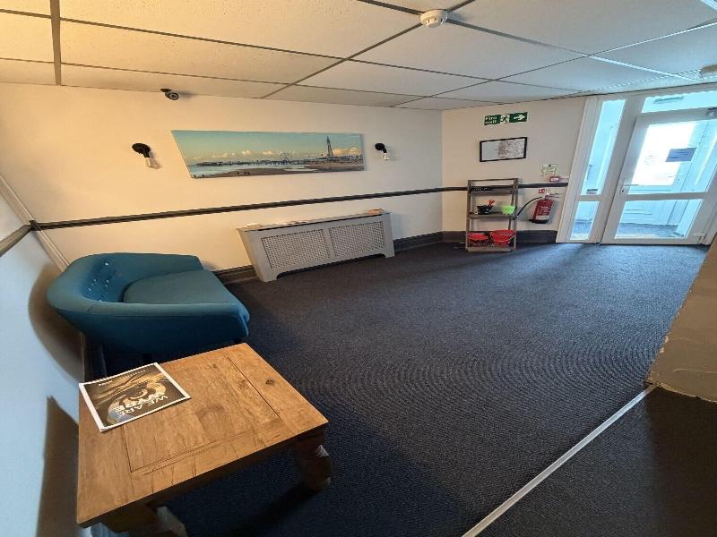 Earlsway Hotel image
