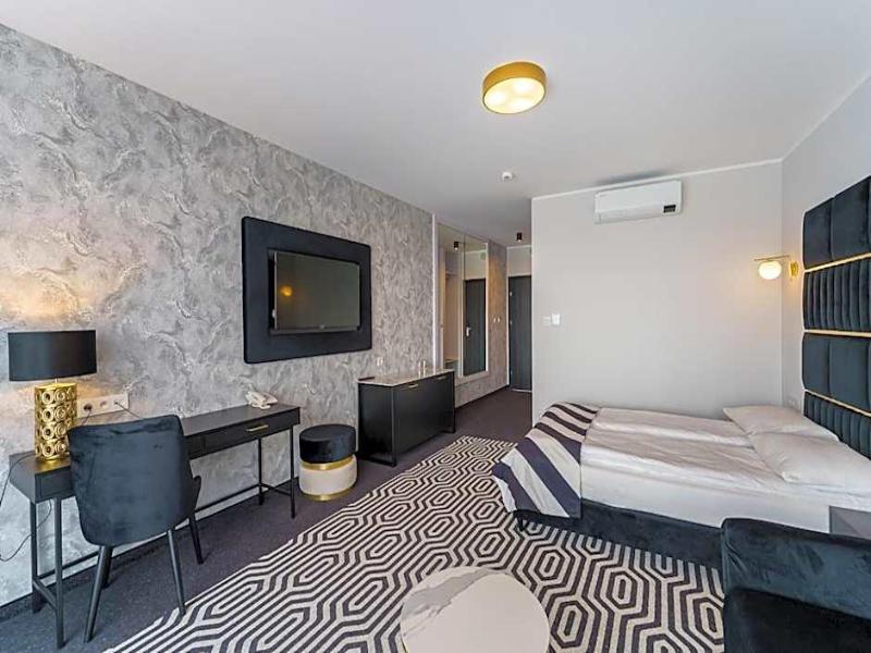 Hotel Resort und Spa Solny image