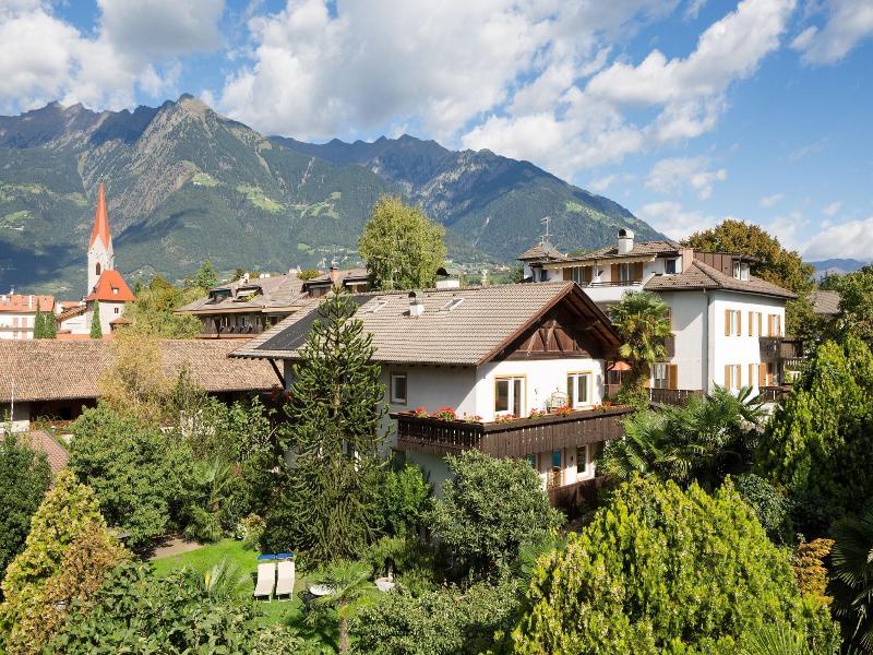 Gruberhof image